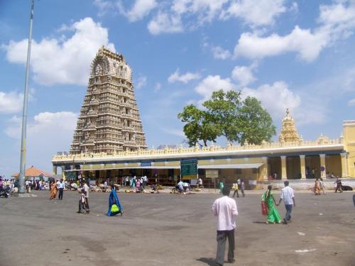 Sri Chamundeshwari Temple (bangalore_100_1685.jpg) wird geladen. Eindrucksvolle Fotos von der indischen Halbinsel erwarten Sie.